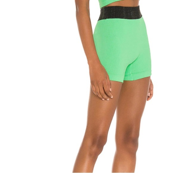 NWT FP Movement Seamless Short in Fresh Cute - Picture 3 of 3